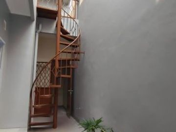 Rumah baru strategis tebet Jakarta Selatan