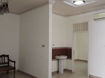 Wonorejo Asri Rungkut.. rumah siap huni 1.2 m negoo