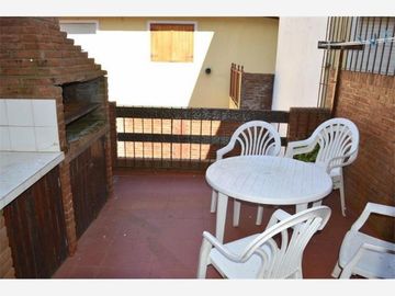 PRECIOSO DEPARTAMENTO ZONA CÉNTRICA GESELL 4 AMBIENTES