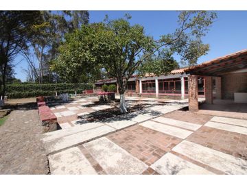 Magnifico rancho en Acatlan, Hgo, a 15 minutos de Tulancingo.