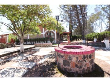 Magnifico rancho en Acatlan, Hgo, a 15 minutos de Tulancingo.