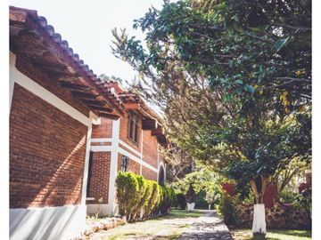 Magnifico rancho en Acatlan, Hgo, a 15 minutos de Tulancingo.
