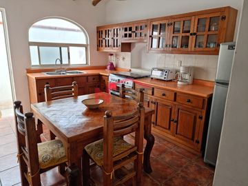 SE VENDE HERMOSA CASA EN JARDINES DE VERSALLES