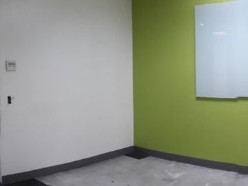 349.98 sqm Semi Fitted Commercial Office Space for Lease in Bonifacio High Street, BGC, Taguig