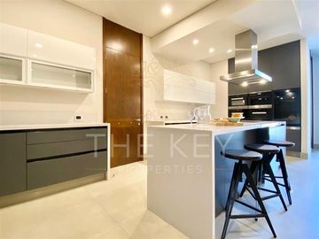 Departamento en venta de 3 dorm. en Las Condes
