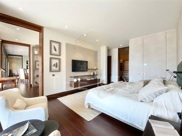 Departamento en venta de 3 dorm. en Las Condes