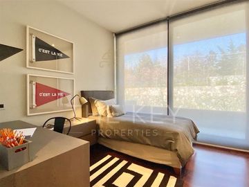Departamento en venta de 3 dorm. en Las Condes