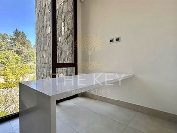 Departamento en venta de 3 dorm. en Las Condes