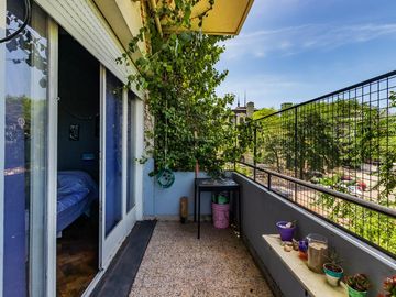 Venta Departamento Impecable Luminoso 4 Ambientes Dependencia Baulera  Barracas
