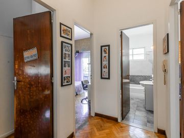 Venta Departamento Impecable Luminoso 4 Ambientes Dependencia Baulera  Barracas