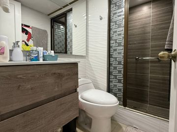 apartamento en venta en multicentro. Cod V4997