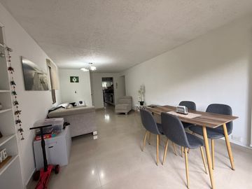 apartamento en venta en multicentro. Cod V4997