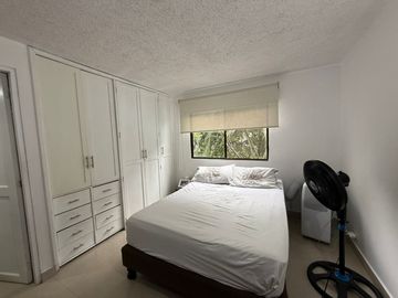apartamento en venta en multicentro. Cod V4997
