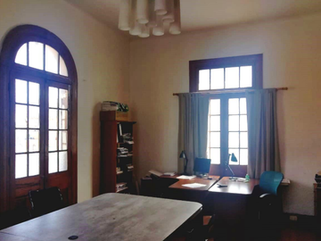Casa en Venta en Av. Argentina