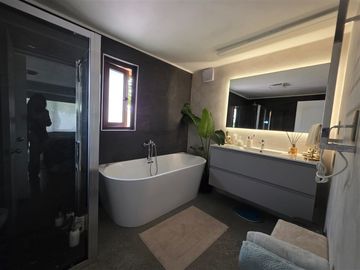 Casa REMODELADA. en Huechuraba