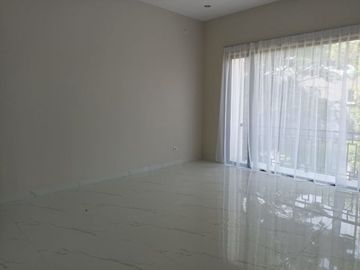 DIJUAL RUMAH BARU HOOK SIAP HUNI DI CLUSTER FOGLIO FORESTA BSD