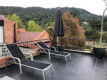 Arriendo Casa Vía La Calera De 530 M2 condominio cerrado y vigilado