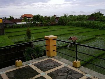 Investasi Villa Family Kerobokan Padang Sambian Kelod