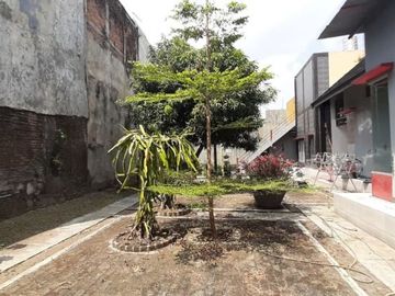 Rumah nyaman siap huni dengan tanah luas di Mlati, Sleman