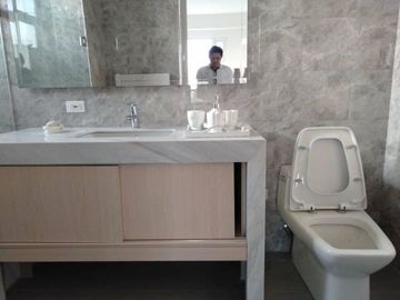 RFO 98.99sqm 2BR w/EXCL ELVTR, BAL & PRKG @FORTUNE HILL