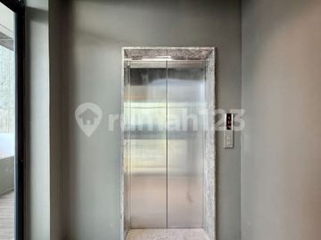 Dijual Apartemen Senopati Suite, Jakarta Selatan