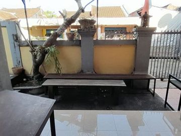 Dijual tanah kecil bonus bangunan rumah tua lokasi semat