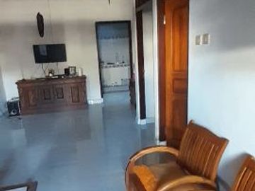 Dijual tanah kecil bonus bangunan rumah tua lokasi semat