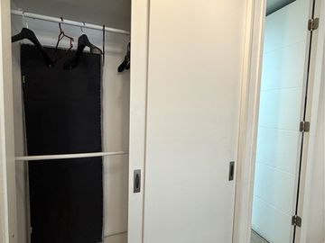 Departamento en venta de 1 dorm. con 1E y 1B en Las Condes