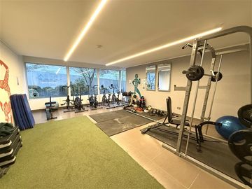Departamento en venta de 1 dorm. con 1E y 1B en Las Condes