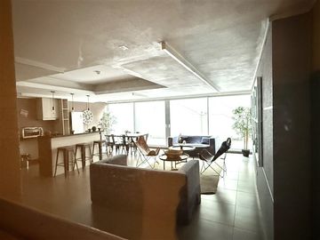 Departamento en venta de 1 dorm. con 1E y 1B en Las Condes
