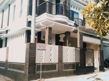 Rumah Minimalis 2 Lantai Siap Huni di Banguntapan