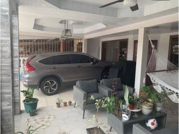 SE VENDE CASA EN LAS PRADERAS DE SAN ANTONIO CON 3 REC/259 MTS