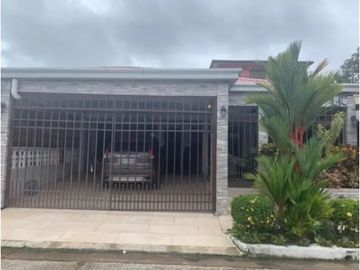 SE VENDE CASA EN LAS PRADERAS DE SAN ANTONIO CON 3 REC/259 MTS