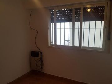 DEPARTAMENTO 3 AMB C/PATIO sin expensas APTO CREDITO-V BOSCH