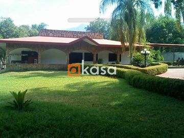Quinta en Venta en Santiago, N.L., El Ranchito.