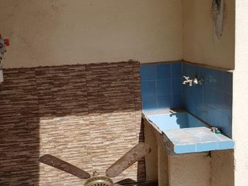 Departamento Tipo Casa en venta en Caseros