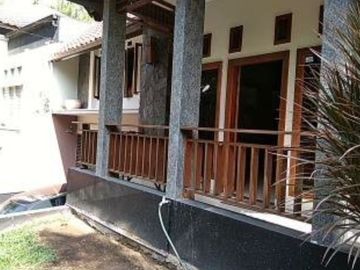 Rumah 2Lantai di Cluster Gegerkalong dkt Ciwaruga BdgUtara