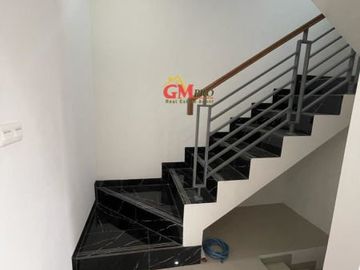 Dijual Rumah Minimalis di Batu Indah Batununggal Bandung