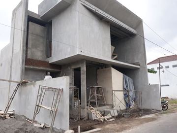 Rumah Jogja dijual dengan harga terjangkau 50 meter dari Jalan Kabupaten