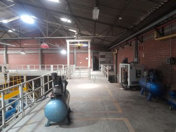 bodega en venta en acopi. Cod V4776