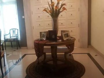 Dijual atau Disewakan Rumah 2 lantai Lokasi Strategis Pejaten Timur, Pasar Minggu - Jakarta Selatan