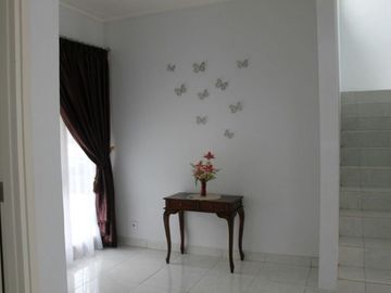 Disewakan Rumah Fresco Aria, Foresta BSD - Tangerang : 4 Kamar Full Furnish Siap Huni Bagus Murah ! Lokasi strategis