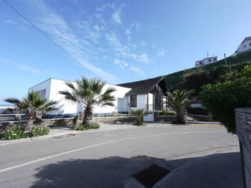 LA LAGUNA, ZAPALLAR