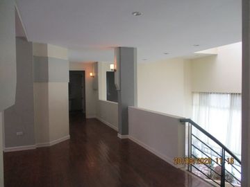 House for rent in Cebu City, Sto. Nino Village 5-br sprawling 2 storey