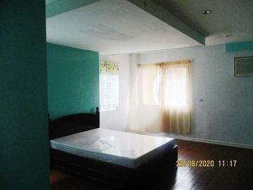 House for rent in Cebu City, Sto. Nino Village 5-br sprawling 2 storey