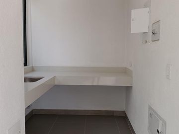 apartamento en venta en cristales. Cod V107943