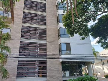 apartamento en venta en cristales. Cod V107943