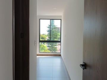 apartamento en venta en cristales. Cod V107943