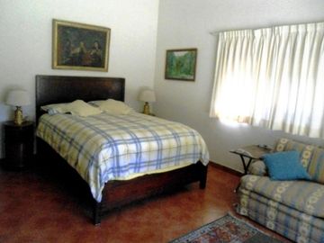 Casa en venta en Las Quintas, Cuernavaca, Morelos.  Casas y bienes raíces en venta en Cuernavaca, Morelos.