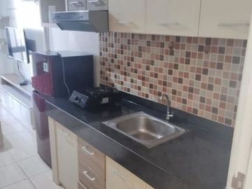 Apt. Bale Hinggil View Pool Full Furnish